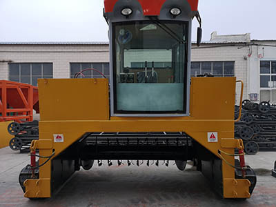 使用有機(jī)肥翻堆機(jī)對(duì)于有機(jī)肥的生產(chǎn)發(fā)酵都有哪些好處？