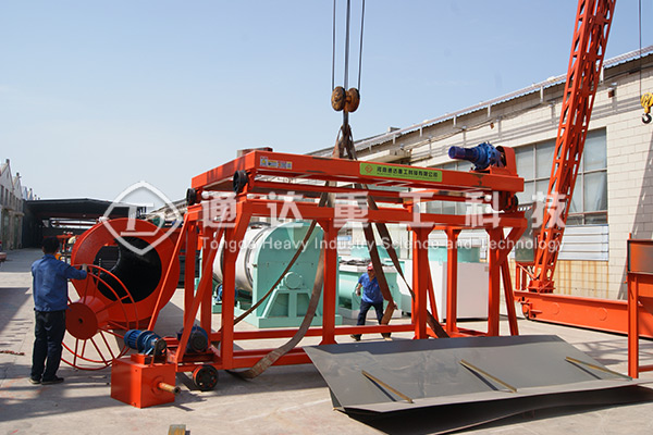 河南南陽槽式翻拋機(jī)4015機(jī)械升降翻拋機(jī)發(fā)貨