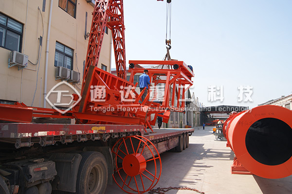 河南南陽槽式翻拋機(jī)4015機(jī)械升降翻拋機(jī)發(fā)貨