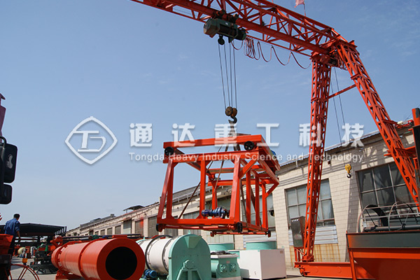 河南南陽槽式翻拋機(jī)4015機(jī)械升降翻拋機(jī)發(fā)貨